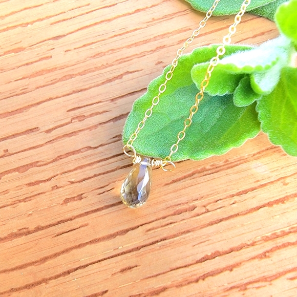 BI LEMON QUARTZ Necklace Minimalist Crystal Gemstone - Picture 1 of 7